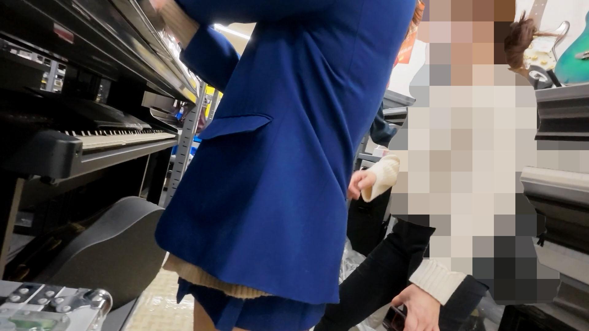 逆さ　パン　チラ　盗撮 